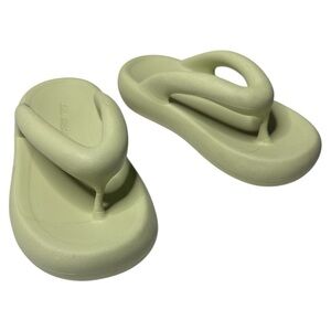 Axel Arigato Delta Rubber Flip Flop Sandals Light Green Size 7/7.5